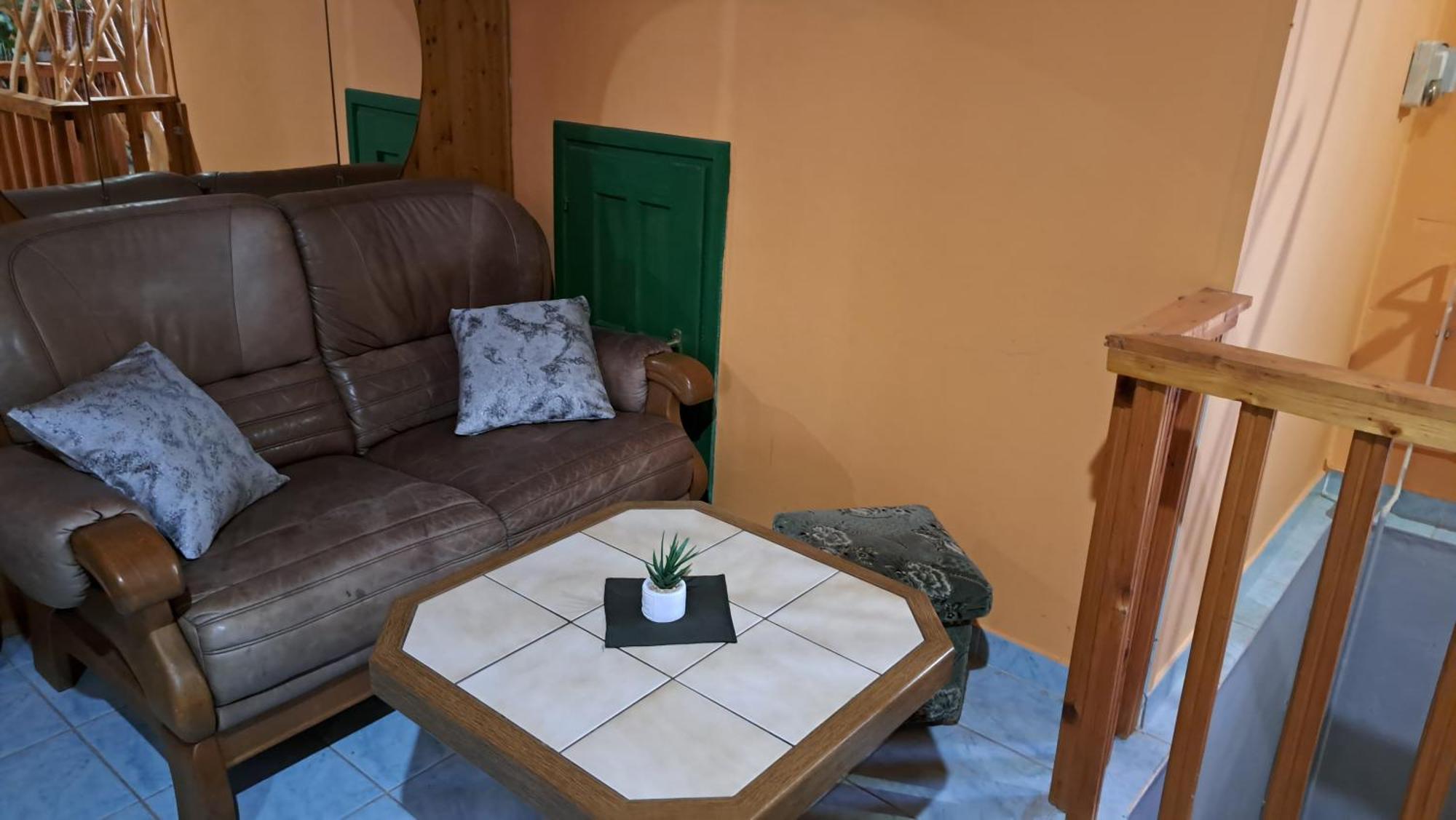 Bed and Breakfast Kisdiófa Panzió és Vendéglő à Vajdácska Extérieur photo