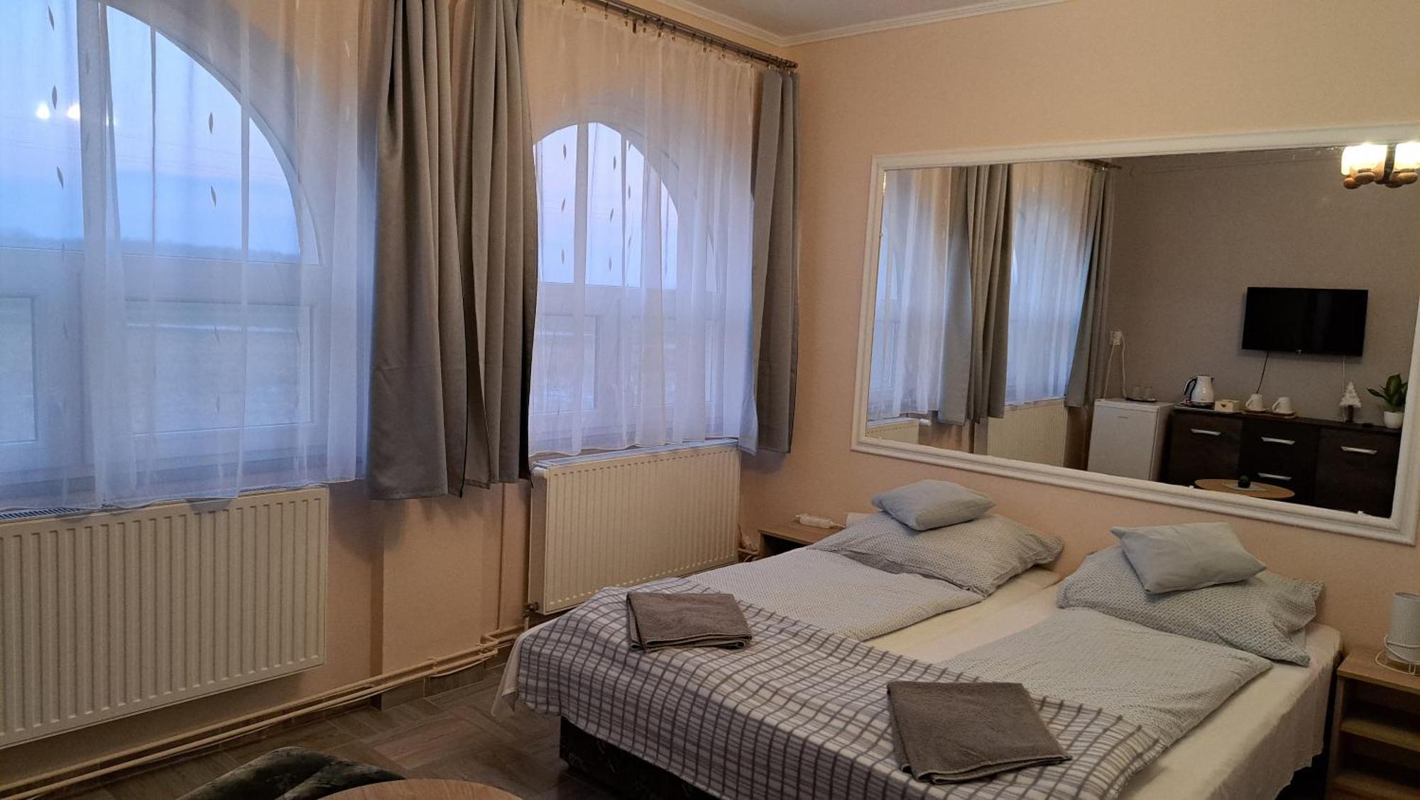 Bed and Breakfast Kisdiófa Panzió és Vendéglő à Vajdácska Extérieur photo