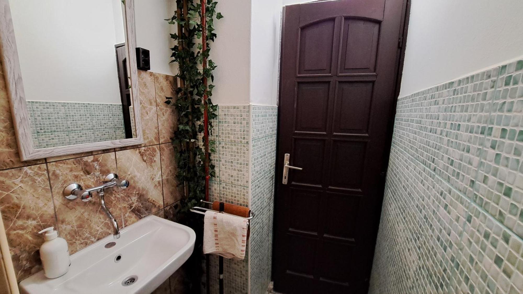 Bed and Breakfast Kisdiófa Panzió és Vendéglő à Vajdácska Extérieur photo